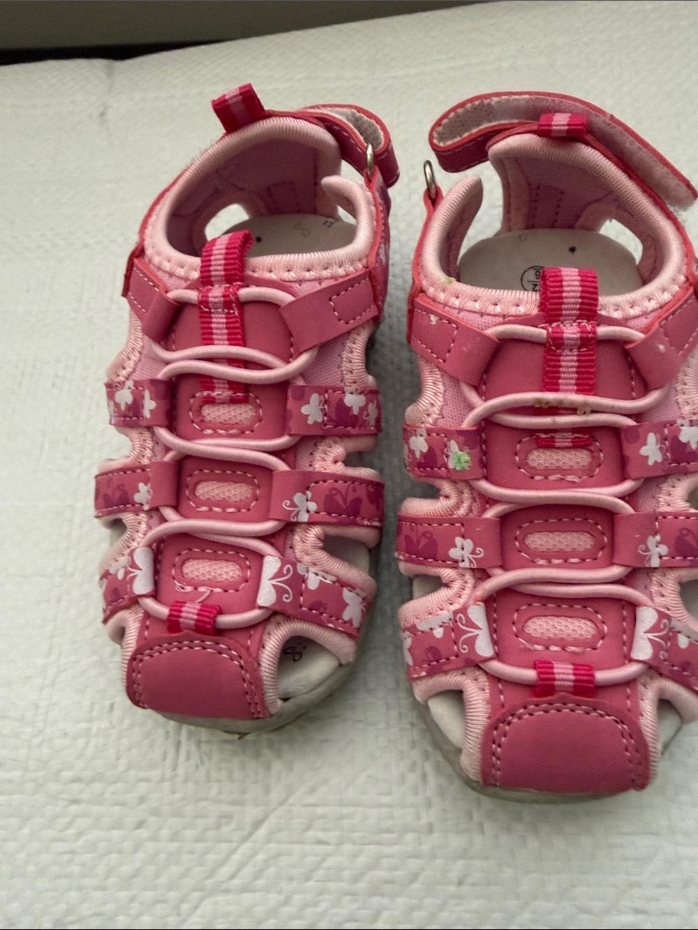 Kids Pink Closed-Toe Sport Sandals - Secure Hook-and-Loop Straps